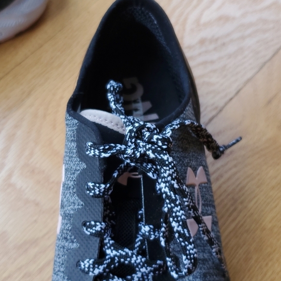 Under Armour Running Shoe Pink/Black - Picture 6 of 12